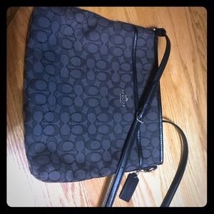 Coach crossover handbag